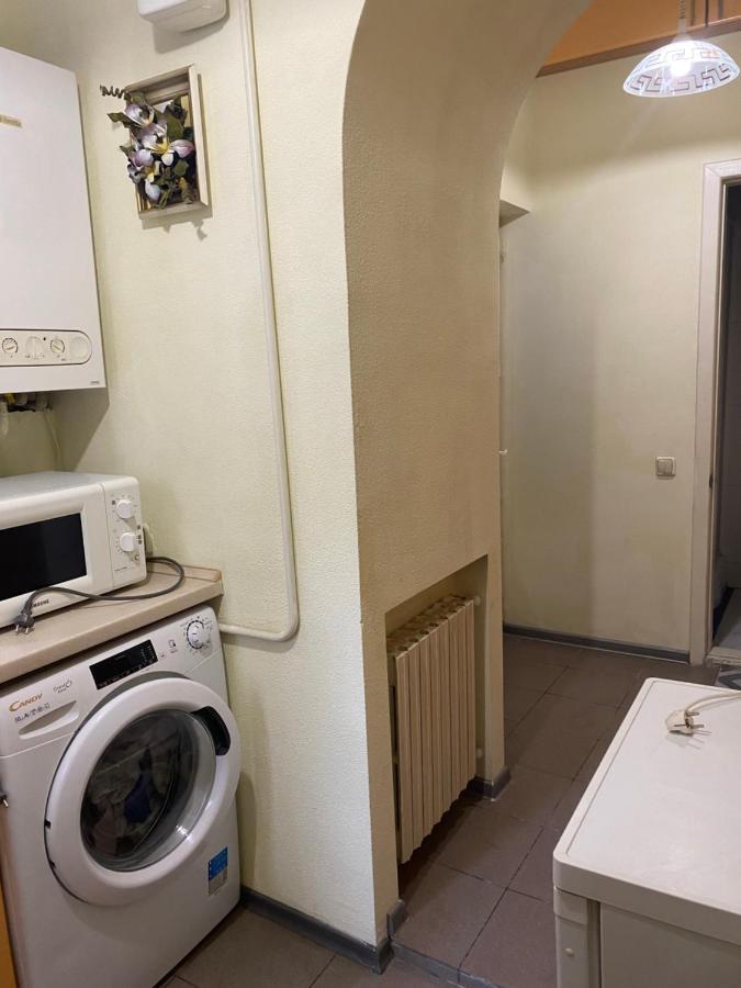 Aleksandr Apartment Odessa Exteriör bild