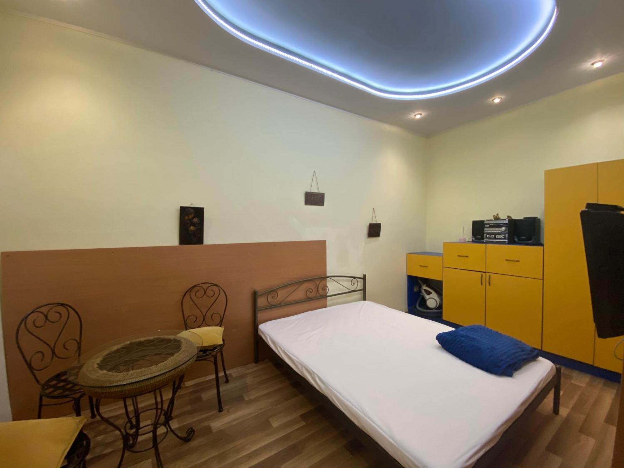 Aleksandr Apartment Odessa Exteriör bild